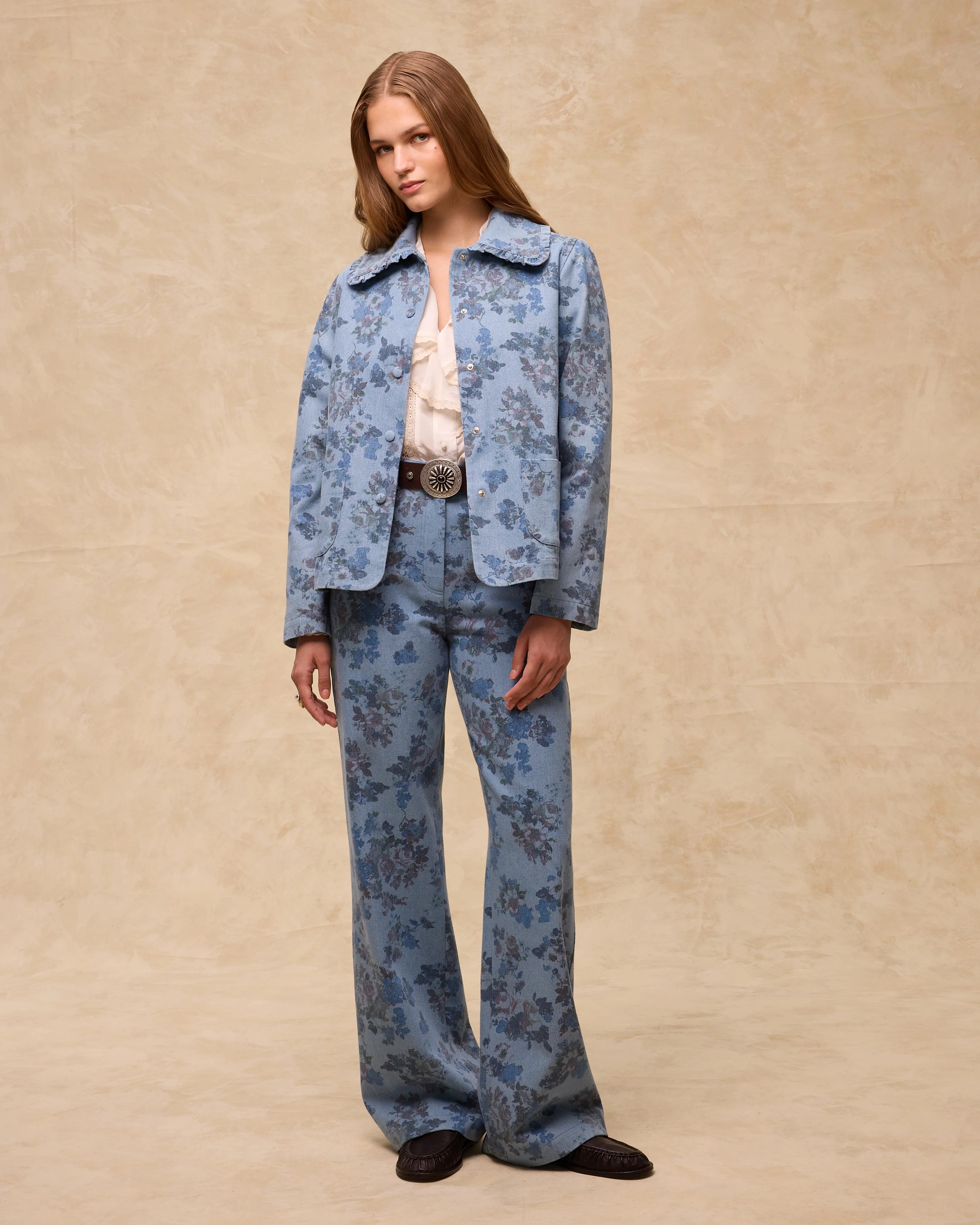 CONNIE | Blue Floral Printed Cotton Jacket - Image 4
