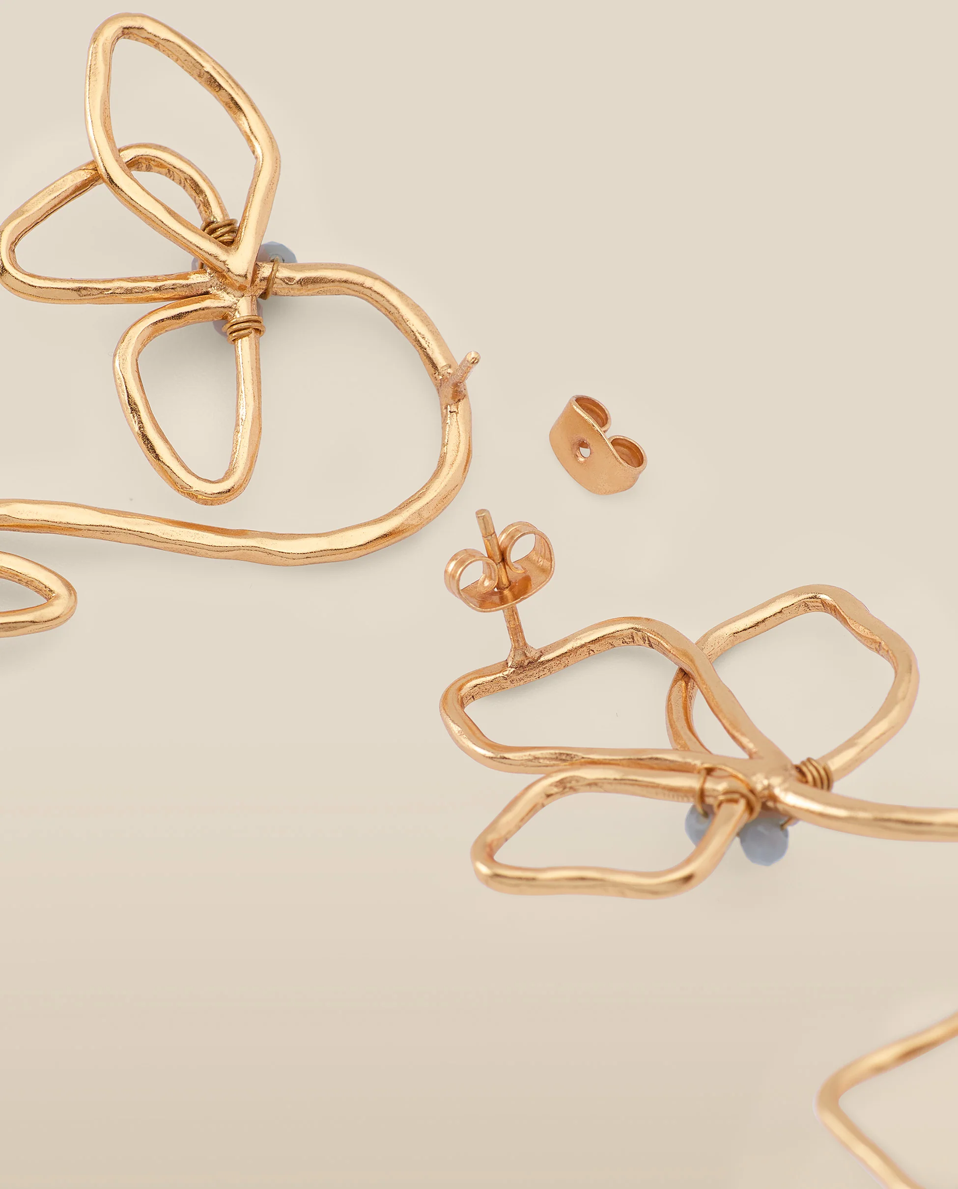 DAISY | Gold-Plated Statement Floral Earrings - Image 5