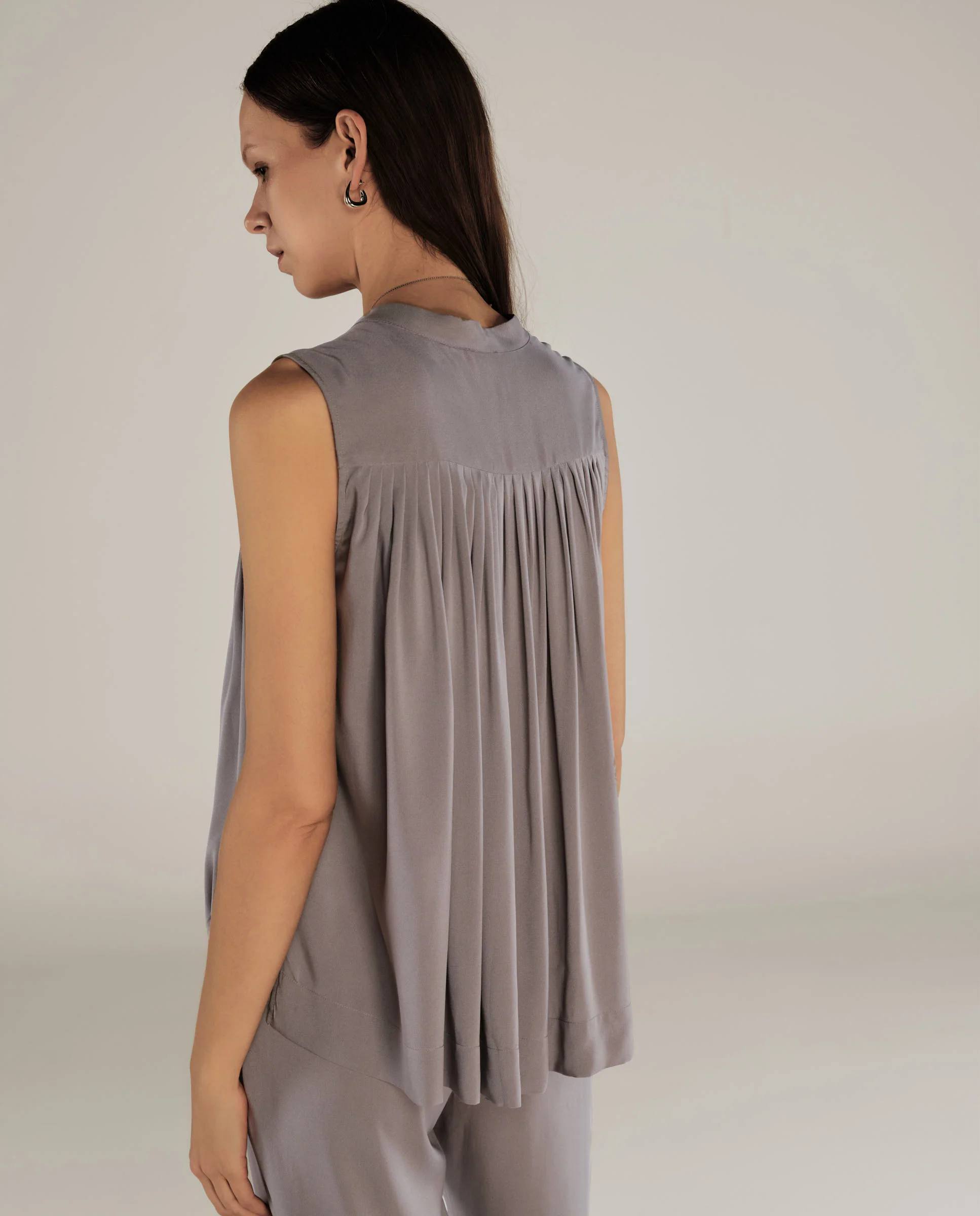 FINLEY | Grey Pleat Silk Blouse - Image 4