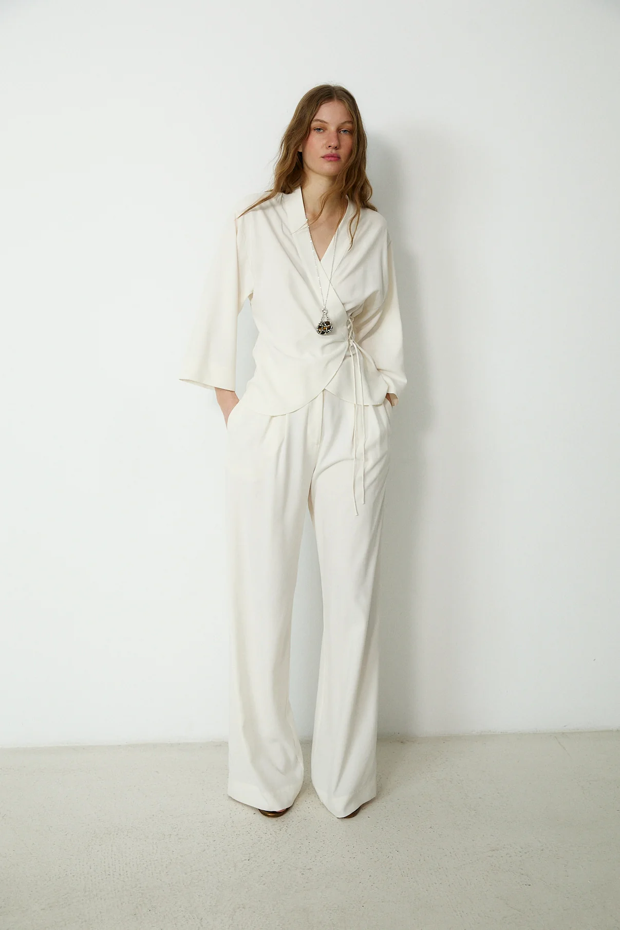LOURDES | Off White Silk Wrap Blazer - Image 5