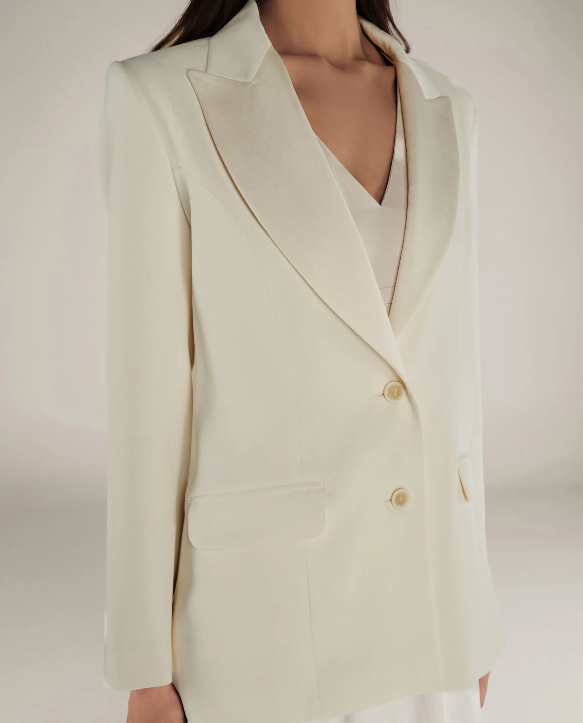 PARUL | Cream Relaxed Fit Structured Blazer - Image 3