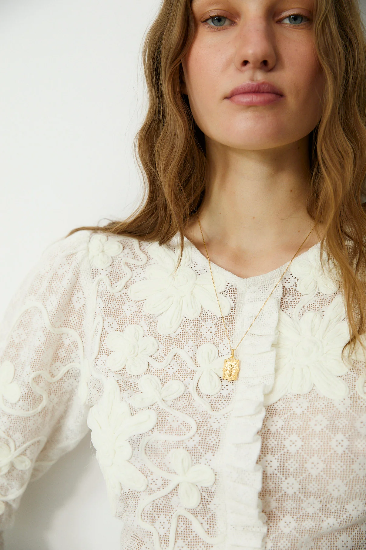 ROMITA | Ecru Floral Lace Embroidered Blouse - Image 3