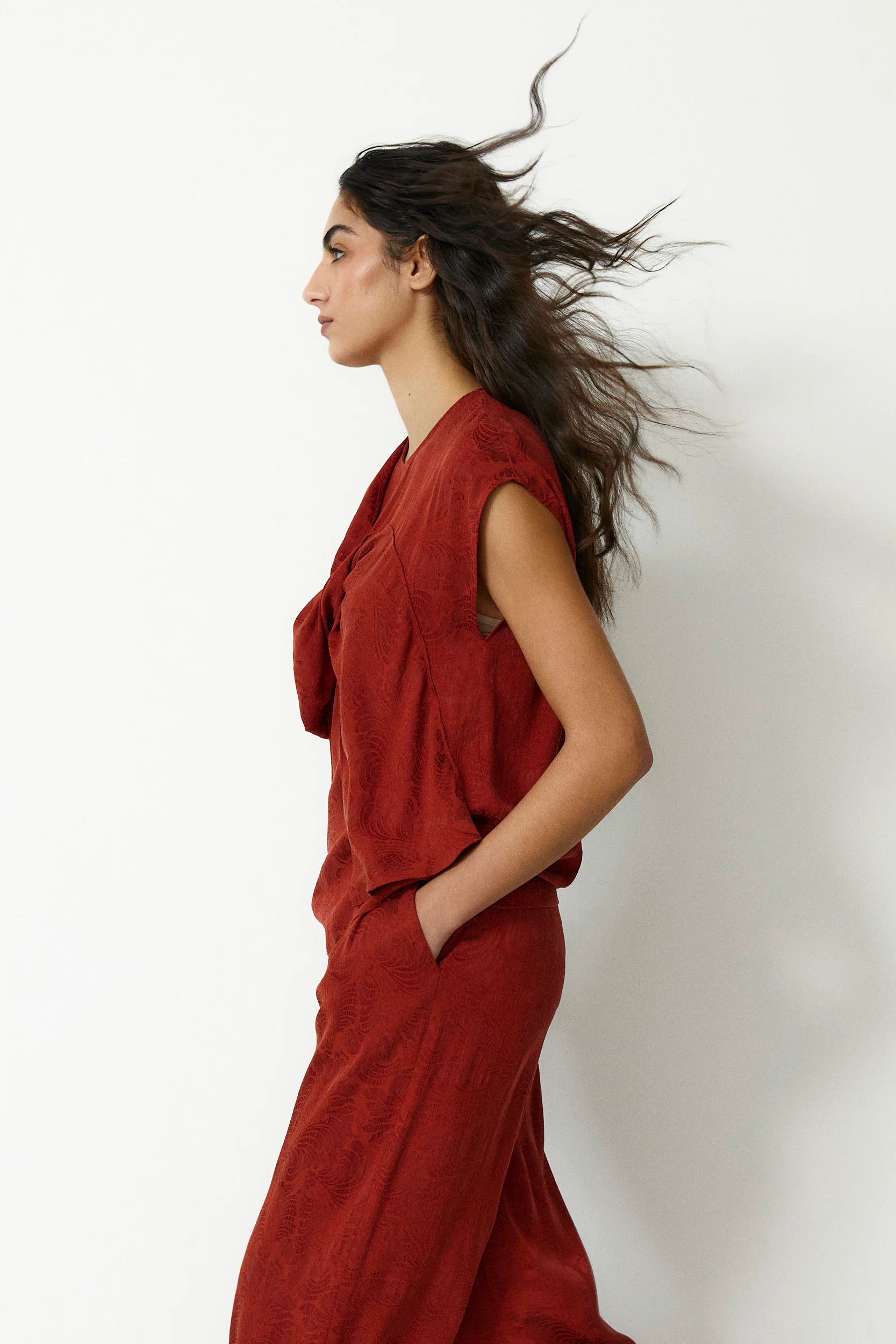 SULTANA | Rust Tonal Jacquard Twist Front Top - Image 6